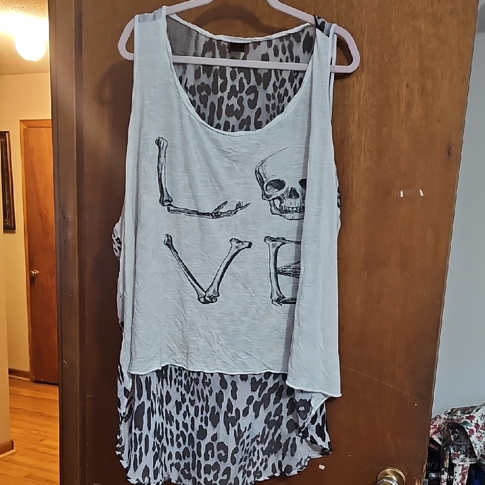 TORRID Gray Skull Love Tank Top with Leopard Print Back